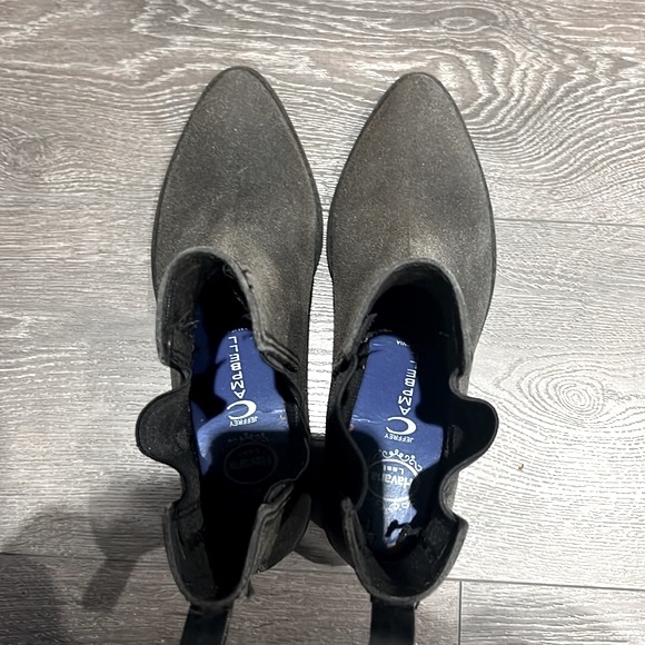 JEFFREY CAMPBELL SUEDE CHELSEA BOOTS KHAKI - Picture 2 of 4